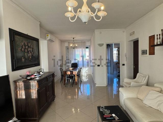 Appartamento in vendita di 110 m² in Via Giovanni Montemartini