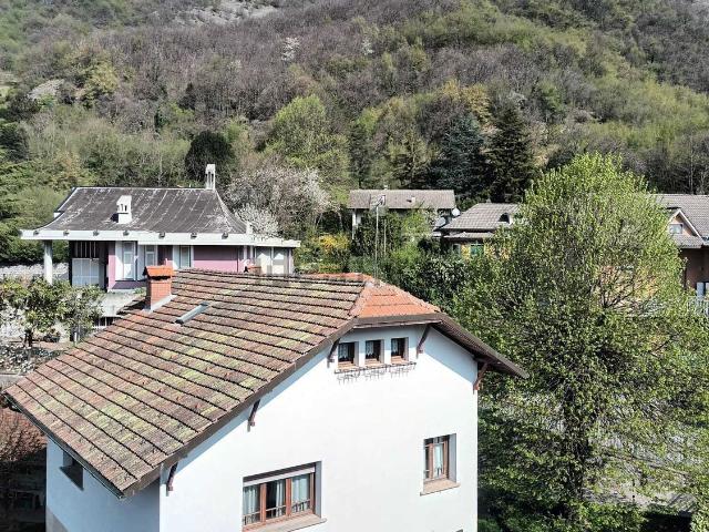 Appartamento in vendita di 110 m² in Via Gustavo Ragnoli