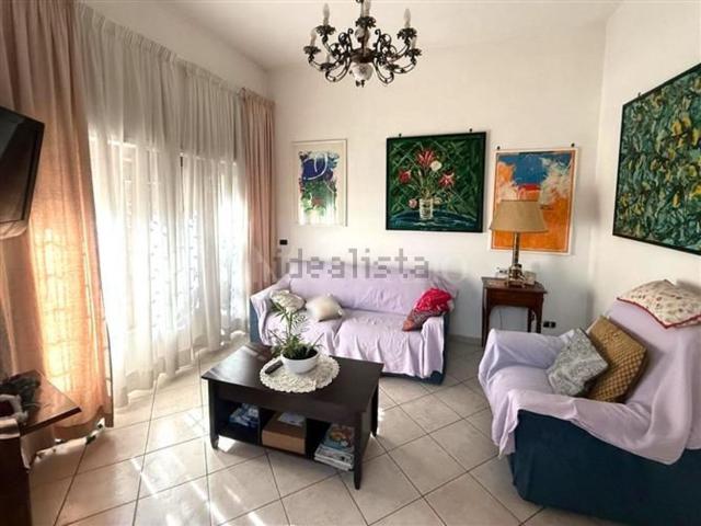 Appartamento in vendita di 110 m² in Via Domenico Oliva