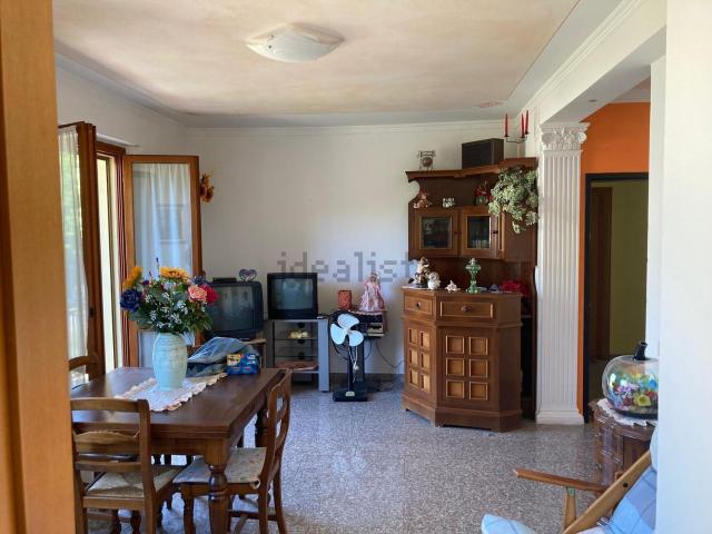 Appartamento in vendita di 110 m² in Via Don G. Canovi, 2