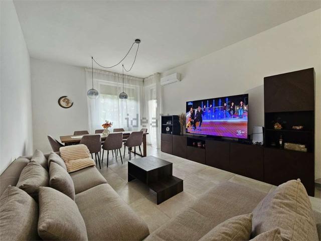 Appartamento in vendita di 110 m² in Via Don Giacomo Lattuada, 14