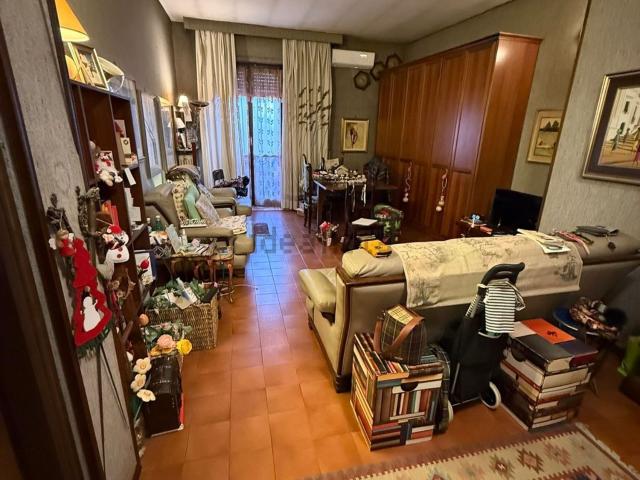 Appartamento in vendita di 110 m² in Via Don Giuseppe Giovine, 53