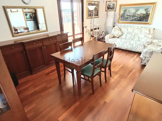 Appartamento in vendita di 110 m² in Via Don L. Milani, 5