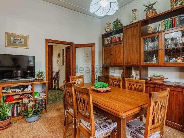 Appartamento in vendita di 110 m² in Via degli Olivi, 44