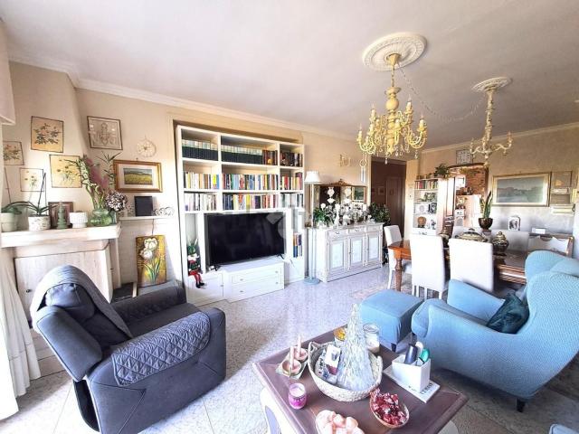 Appartamento in vendita di 110 m² in Via dei Capenati, 2