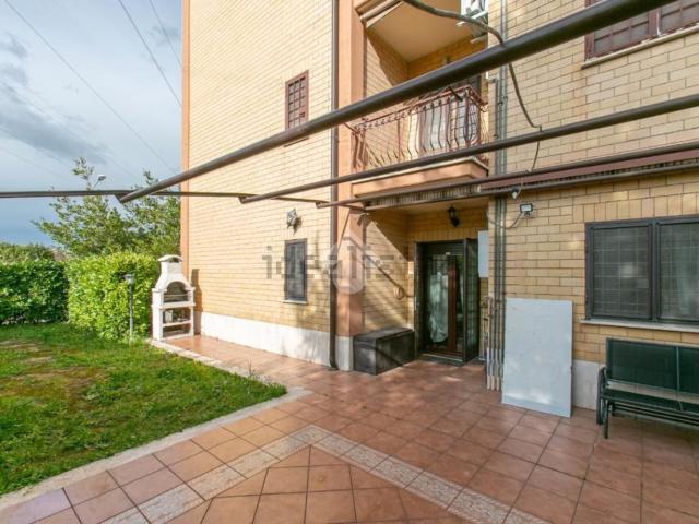 Appartamento in vendita di 110 m² in Via dei Pini, 7