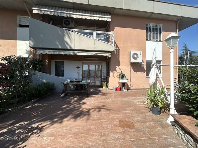 Appartamento in vendita di 110 m² in Via dei Tigli, 41