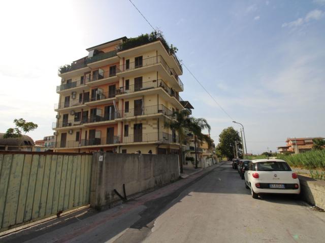 Appartamento in vendita di 110 m² in Via del Mare, 158