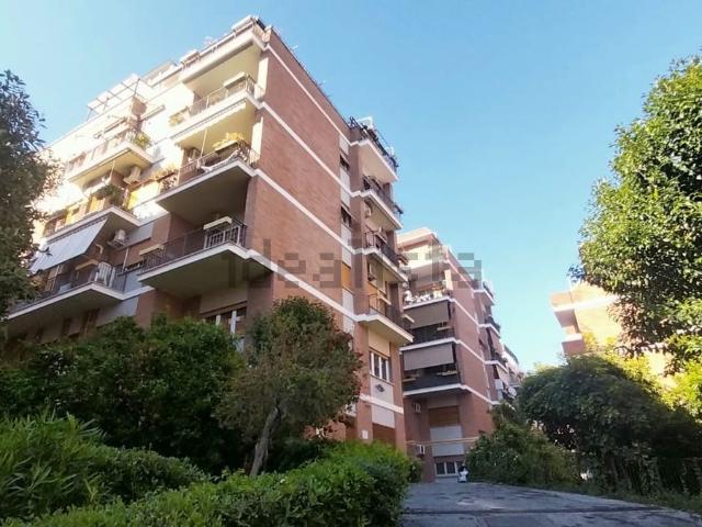 Appartamento in vendita di 110 m² in Via del Forte Braschi, 92