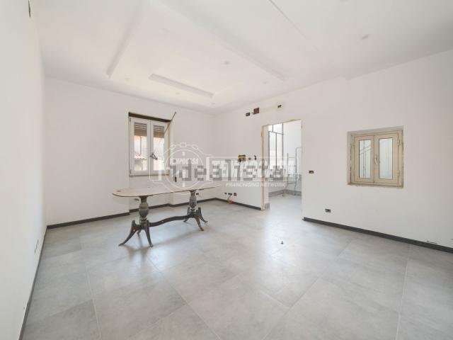 Appartamento in vendita di 110 m² in Via del Pavone
