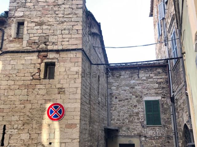 Appartamento in vendita di 110 m² in Via del Verzaro