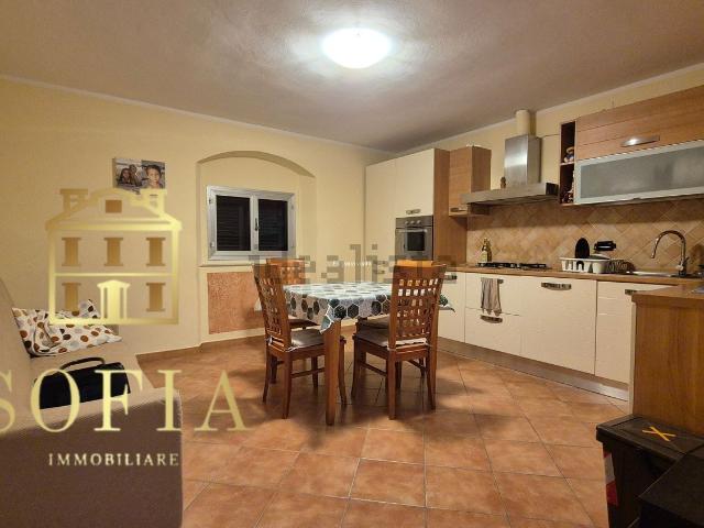Appartamento in vendita di 110 m² in Via dell&apos  Eremo