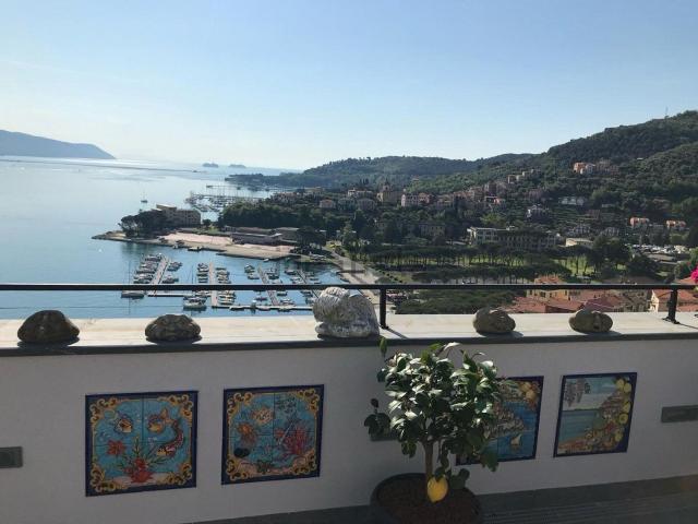 Appartamento in vendita di 110 m² in Via della Costa di Cadimare