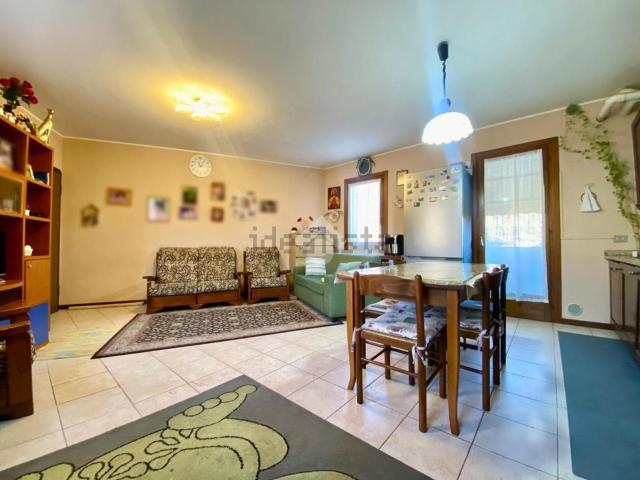 Appartamento in vendita di 110 m² in Via della Chiesa, 20