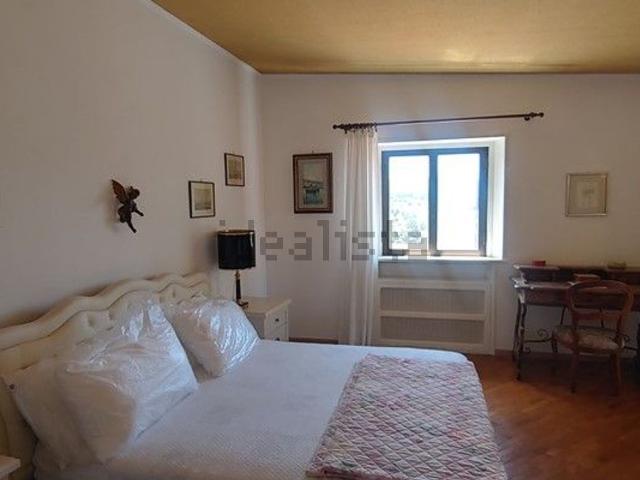 Appartamento in vendita di 110 m² in Via della Basilica, 9
