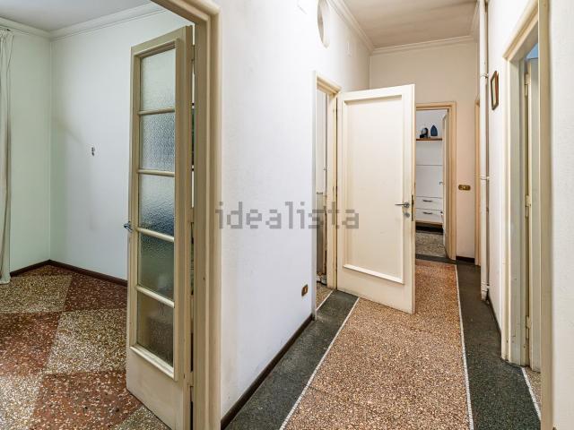 Appartamento in vendita di 110 m² in Via della Giuliana