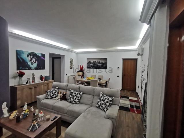 Appartamento in vendita di 110 m² in Via della Gioventù