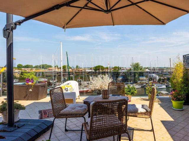 Appartamento in vendita di 110 m² in Via della Scafa, 117