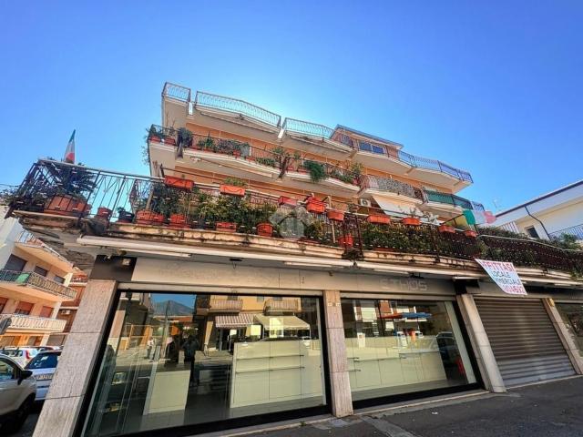 Appartamento in vendita di 110 m² in Via della Stazione, 3