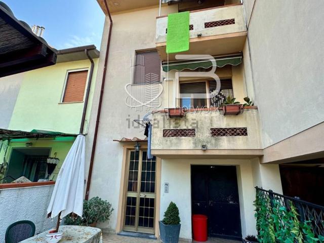 Appartamento in vendita di 110 m² in Via delle Cave, 152