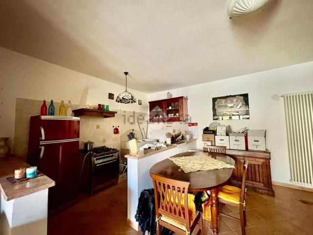 Appartamento in vendita di 110 m² in Via delle Laudi