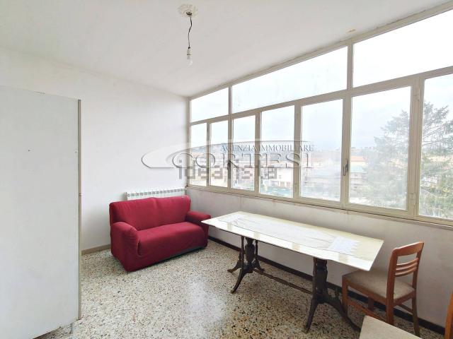 Appartamento in vendita di 110 m² in Via delle Marche