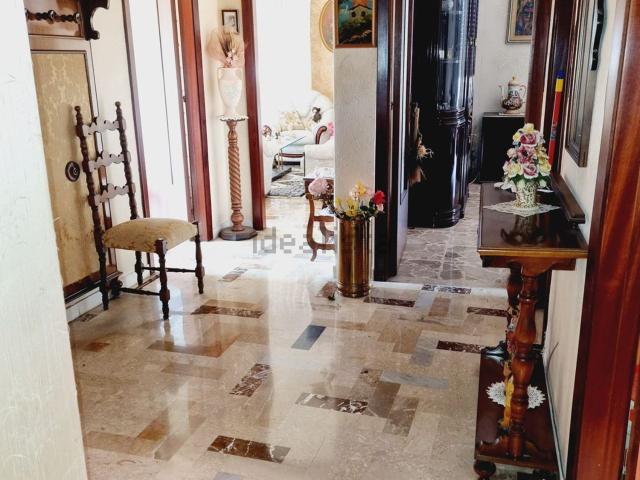 Appartamento in vendita di 110 m² in Via delle Saline
