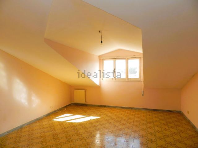 Appartamento in vendita di 110 m² in Via di Ponte Valle Trave, 20
