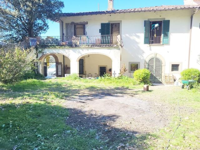 Appartamento in vendita di 110 m² in Via di Vacciano, 51