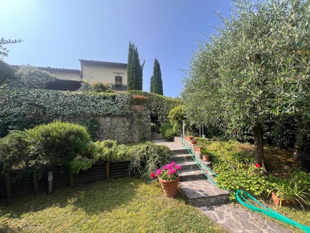 Appartamento in vendita di 110 m² in Via di Vacciano, 60