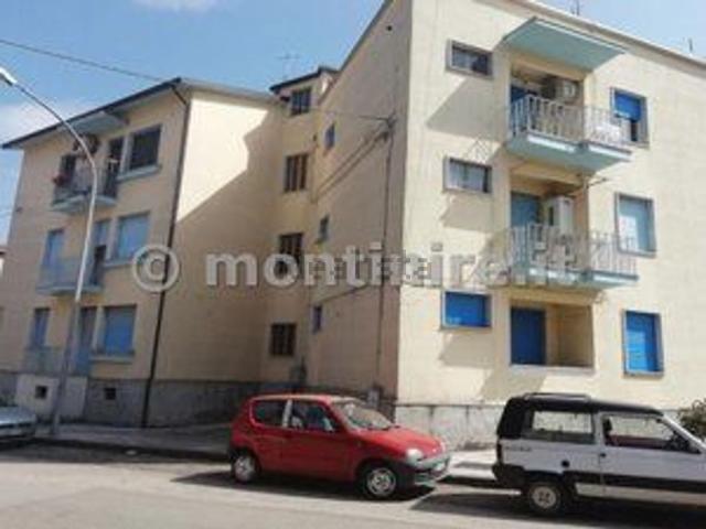 Appartamento in vendita di 110 m² in Via E. Riola, 3
