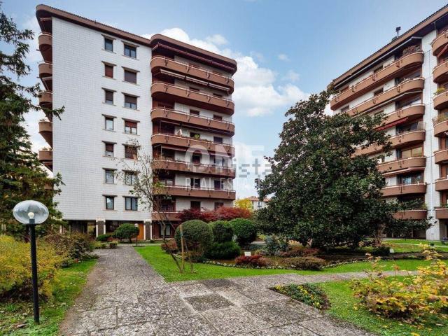 Appartamento in vendita di 110 m² in Via Emilio Borsa, 25