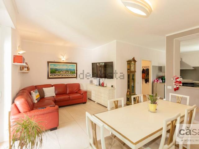 Appartamento in vendita di 110 m² in Via Edmondo De Amicis, 21