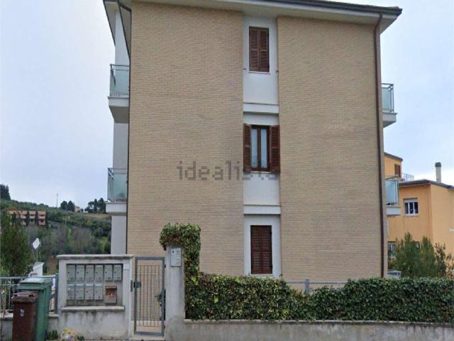 Appartamento in vendita di 110 m² in Via Elpidiense, 72