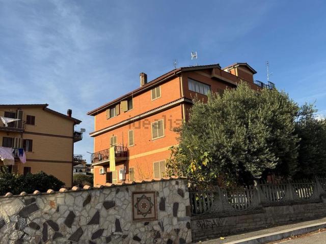 Appartamento in vendita di 110 m² in Via Erve, 24