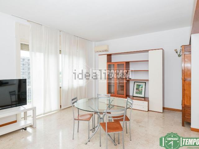 Appartamento in vendita di 110 m² in Via Europa