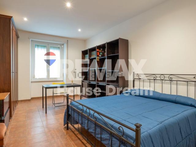 Appartamento in vendita di 110 m² in Via Evandro, 10