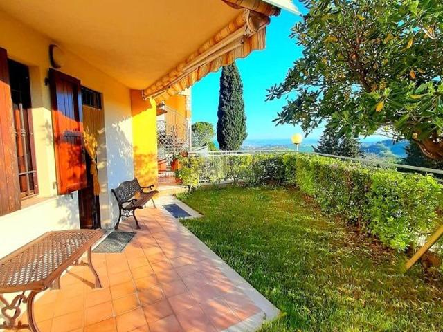 Appartamento in vendita di 110 m² in Via Fonte d&apos Olio, 21