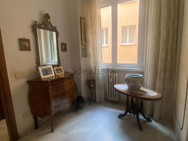 Appartamento in vendita di 110 m² in Via Fonteiana, 66