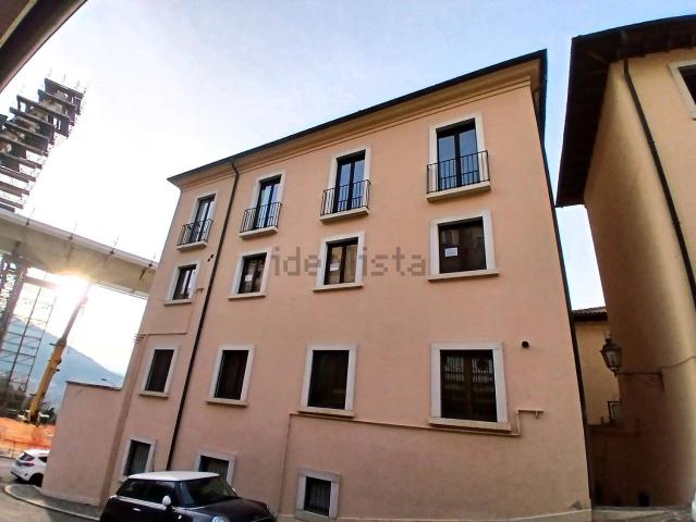 Appartamento in vendita di 110 m² in Via Fontesecco, 1