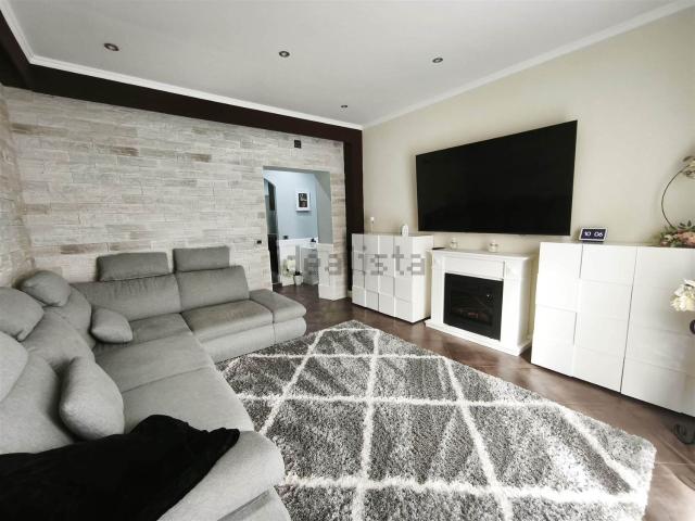 Appartamento in vendita di 110 m² in Via Felice Casorati
