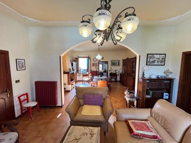 Appartamento in vendita di 110 m² in Via Felice Cavallotti