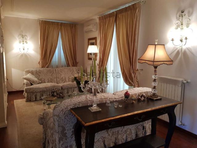 Appartamento in vendita di 110 m² in Via Ferdinando Martini