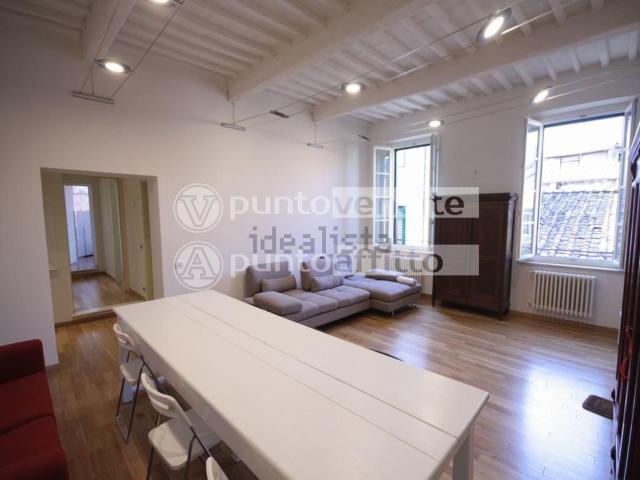 Appartamento in vendita di 110 m² in Via Fillungo, 60