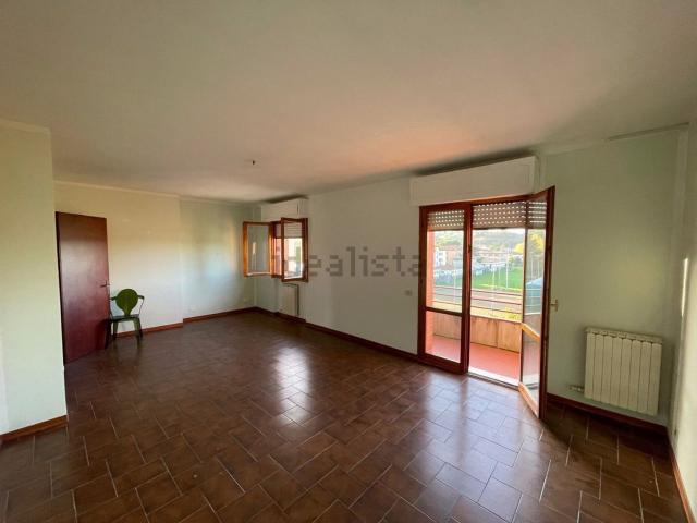 Appartamento in vendita di 110 m² in Via Firenze
