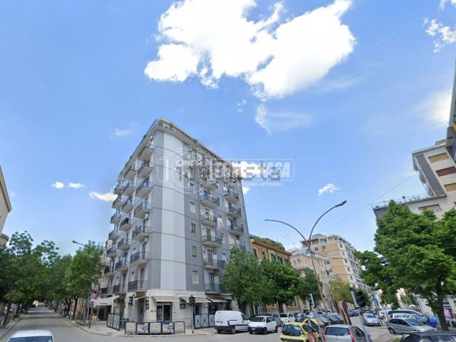 Appartamento in vendita di 110 m² in Via Francesco Crispi
