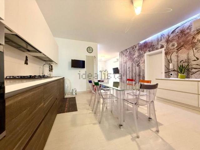 Appartamento in vendita di 110 m² in Via Francesco Giuliani