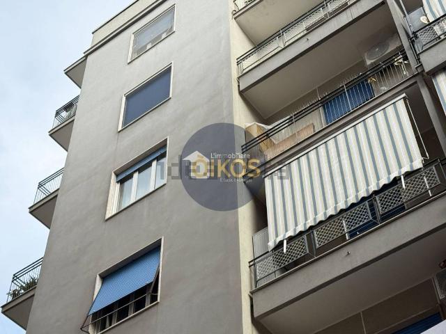Appartamento in vendita di 110 m² in Via Franchetti Leopoldo, 31