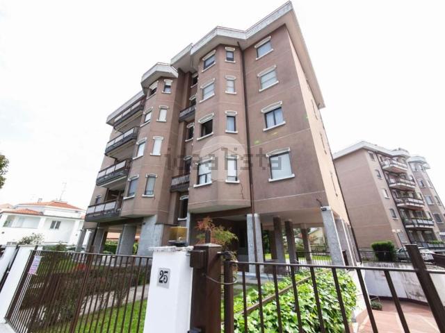 Appartamento in vendita di 110 m² in Via Franchi Maggi, 23