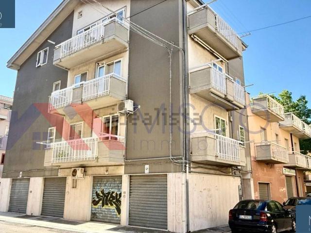 Appartamento in vendita di 110 m² in Via Fratelli Cairoli, 151